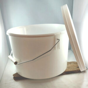 Spand med låg 12 liter