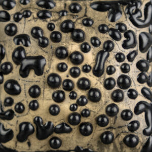 SW448 - Black Beads