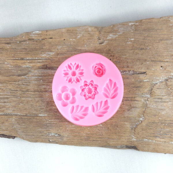 Små Sommerblomster og Blade - Form i silikone til ler (nr. 38)